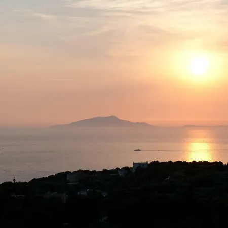 Le Tre Isole All'orizzonte Semesterbostad Massa Lubrense